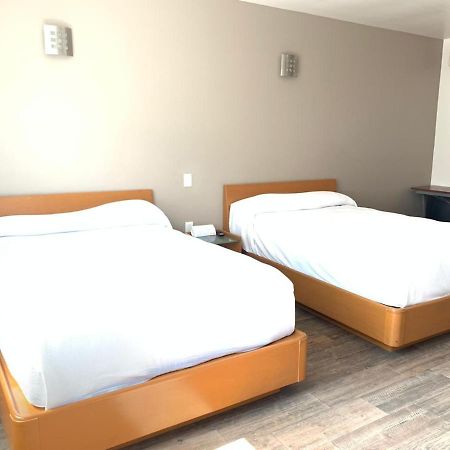 Hotel Alcazar Poza Rica 外观 照片