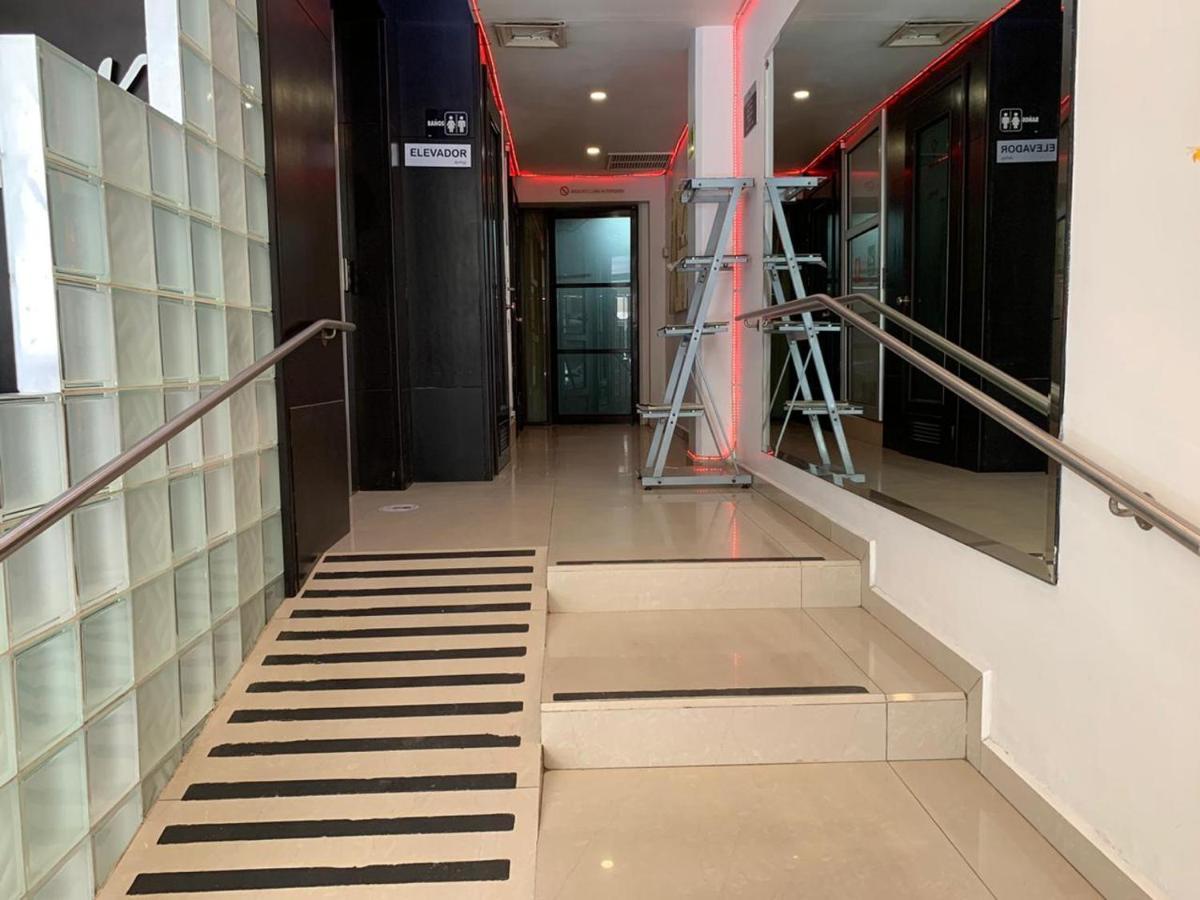 Hotel Alcazar Poza Rica 外观 照片