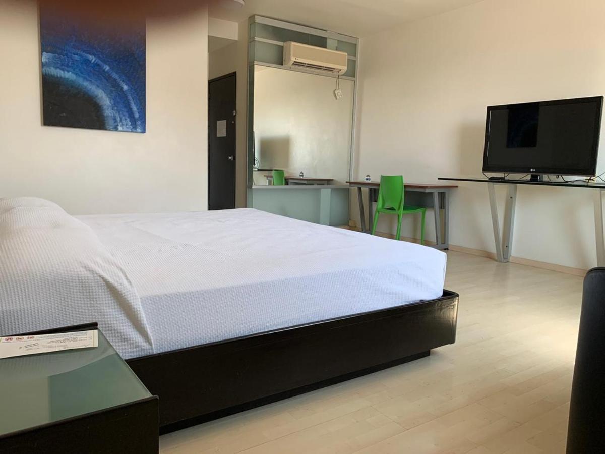 Hotel Alcazar Poza Rica 外观 照片