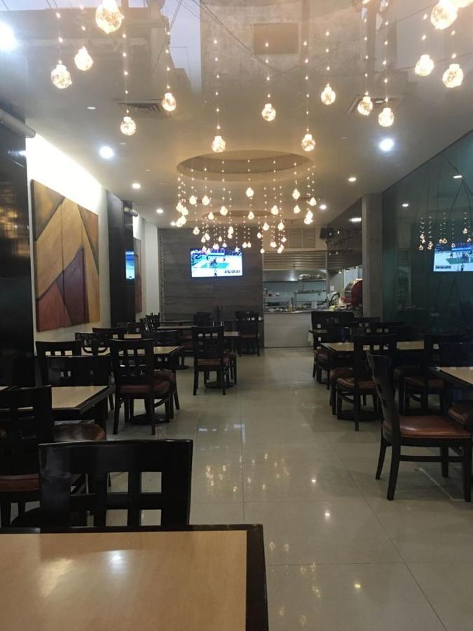 Hotel Alcazar Poza Rica 外观 照片